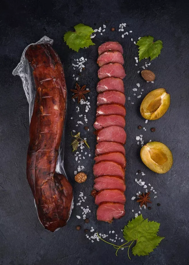 фотография продукта Карпаччо из свинины с черносливом 