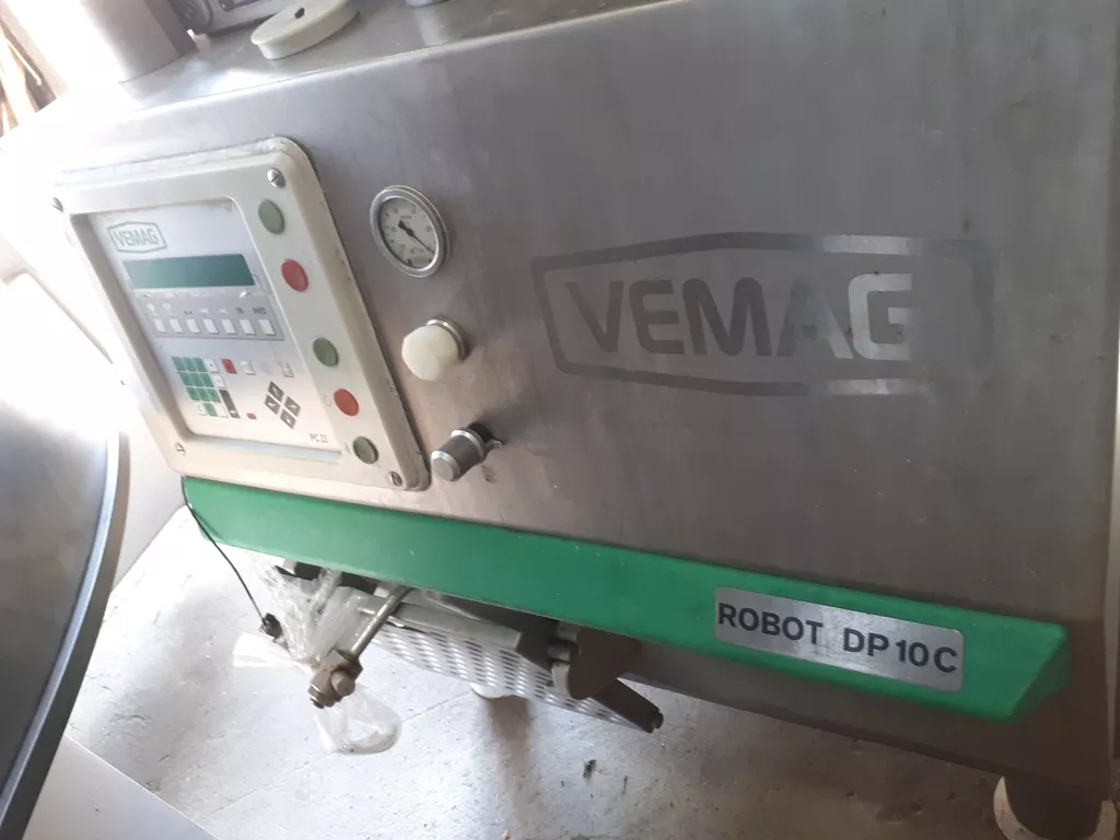 шприц вакуумный Vemag Robot Dp 10    в Москве 4