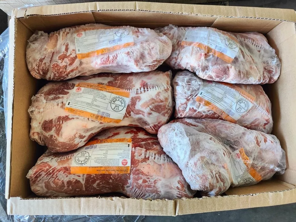 Фотография продукта Шея свиная бразилия (сг 18 мес.) оптом