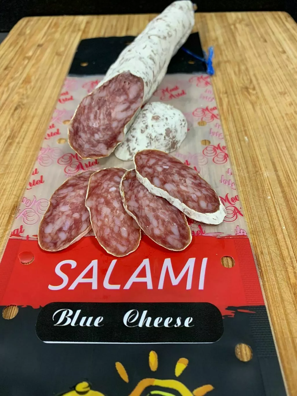 фотография продукта Салями блю чиз  колбаса сыром 