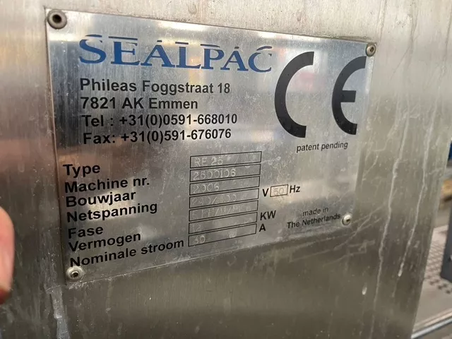термоформер упаковочная sealpac re 25  в Москве 3